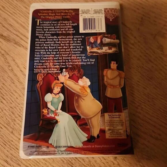 Walt Disney Cinderella II VHS - Picture 2 of 2